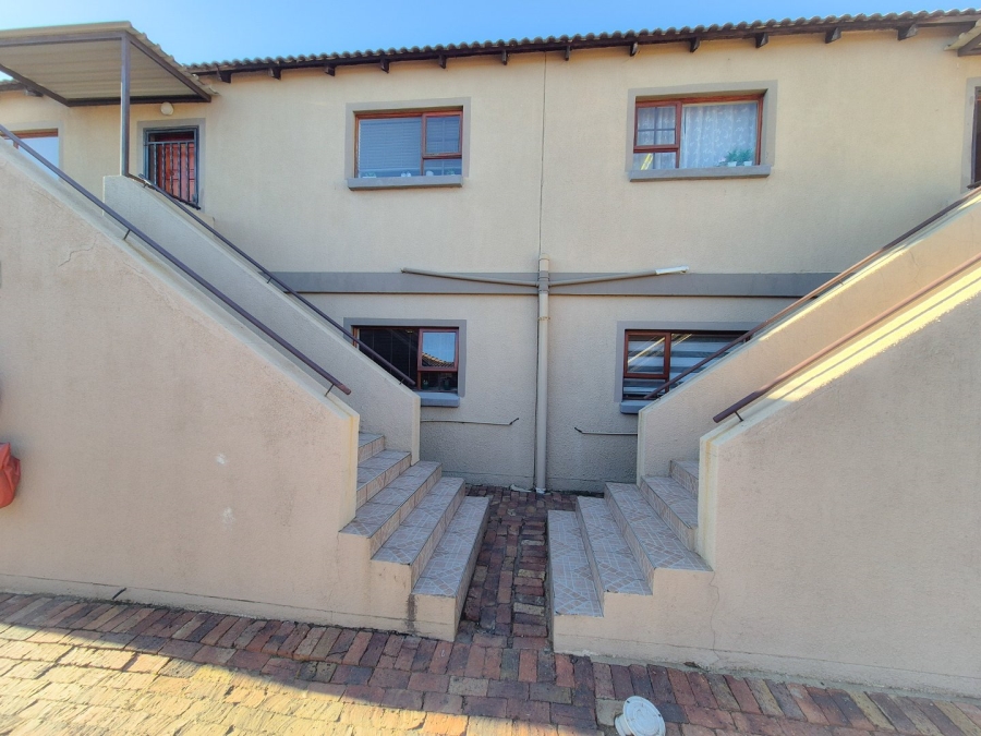 3 Bedroom Property for Sale in Vaalpark Free State